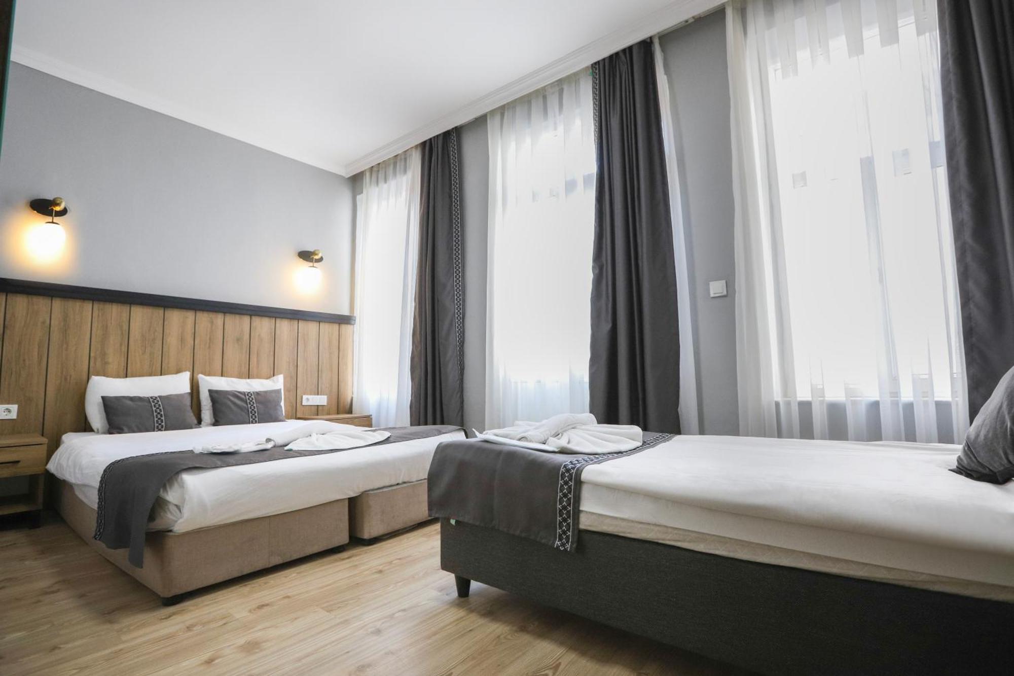 La Pera Suites Istanbul Exterior photo