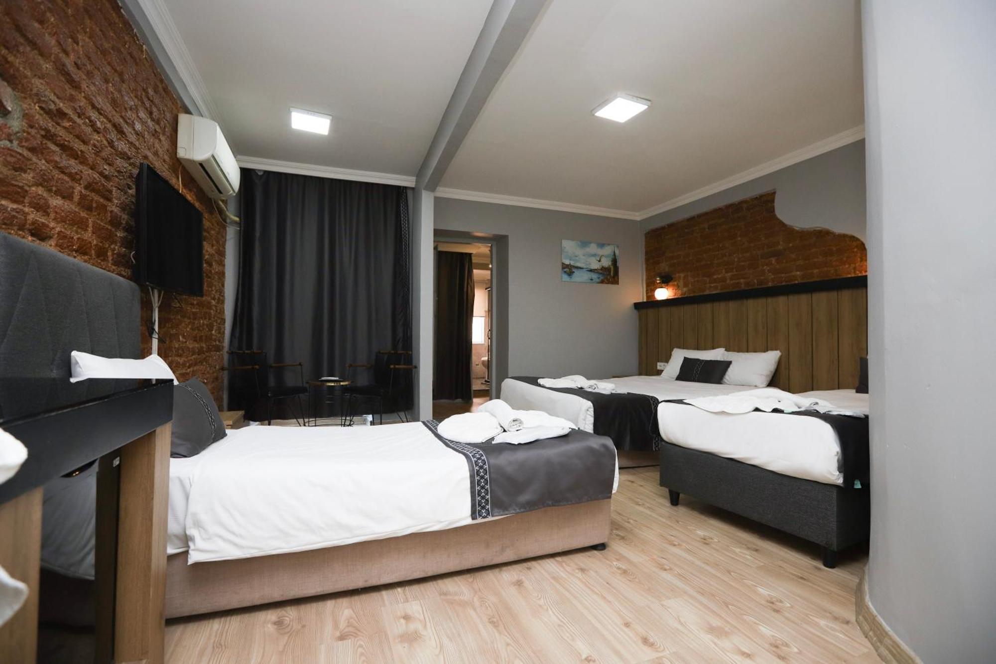 La Pera Suites Istanbul Exterior photo