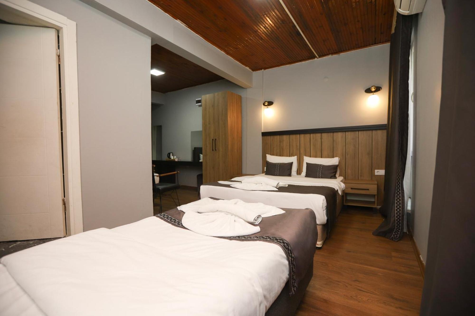 La Pera Suites Istanbul Exterior photo