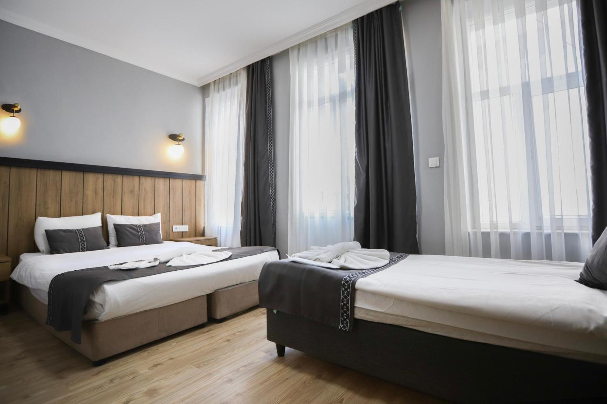 La Pera Suites Istanbul Exterior photo